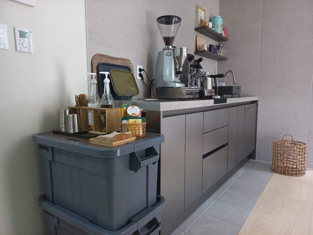 Image of the coffee preparation area